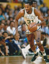 CEDRIC MAXWELL BOSTON CELTICS 81 ,84 NBA CHAMPS ACTION SIGNED 8x10