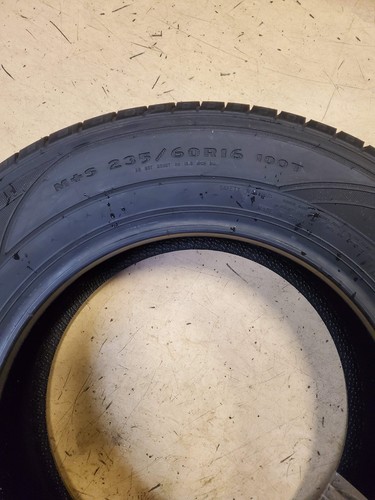 GOODYEAR ASSURANCE ALL-SEASON BSW P 235 60 16 100T TIRE 407784374 - Picture 4 of 6