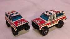 2 MATCHBOX POLICE SHERIFF PATROL 4X4 CHEVY BLAZER K5