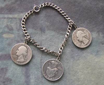 Münzarmband mit 3 Münzen 1/4 Dollar 1941, 1942, 1957  USA.  Silber