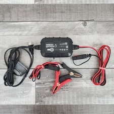 NOCO GENIUS5, 5Amp Smart Car Battery Charger, 6V and 12V 