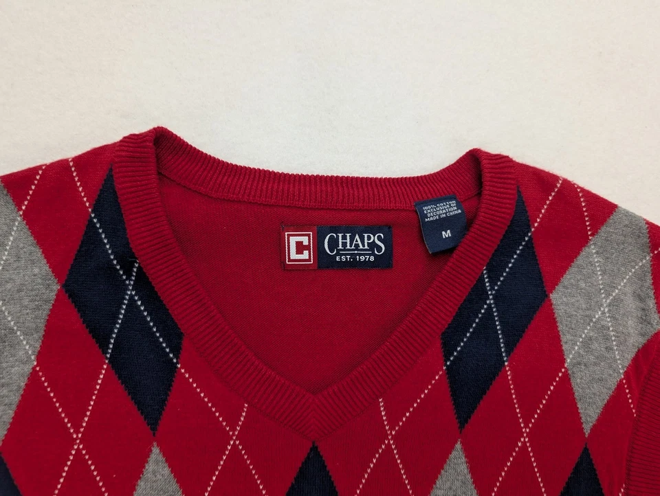 Chaps 男式毛衣背心 M 码红色蓝色灰色 Argyle 钻石经典 — 第 3/4 张图片