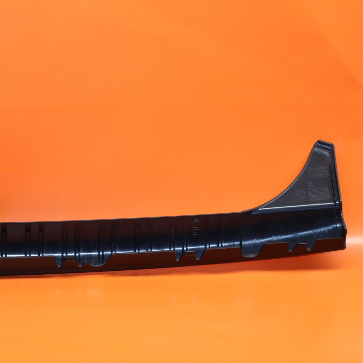 ROLLS ROYCE PHANTOM REAR BUMPER TOP TRIM MOULDING 5112 7040027 OEM