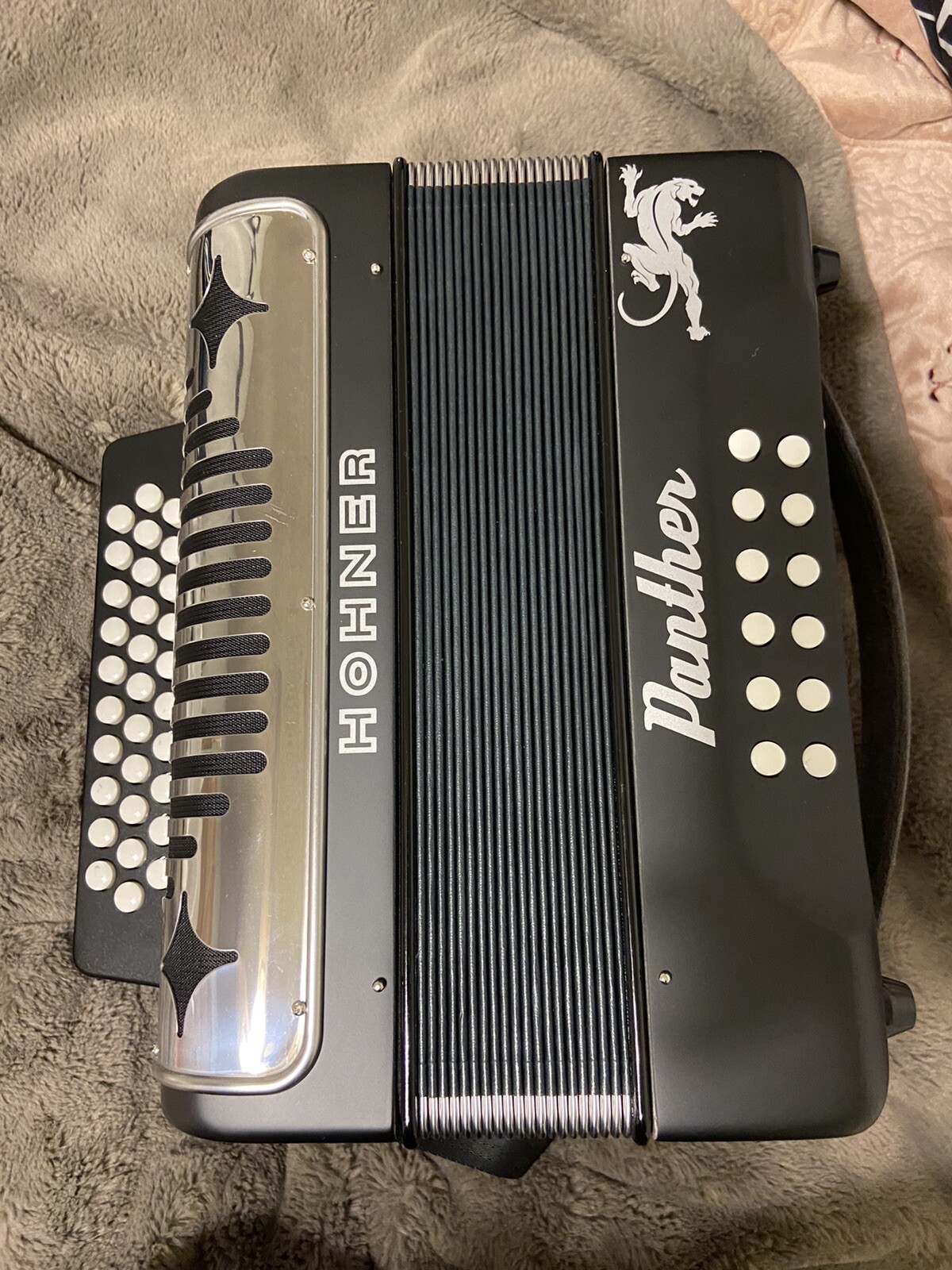 Venta de Acordeon Hohner Panther segunda mano