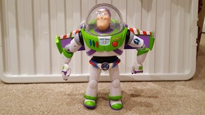 buzz lightyear toy moving head