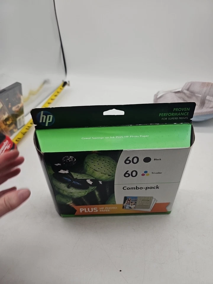 Genuine HP 60 Black & Tri-color Ink Combo Ink Cartridge SEALED Expired 3/2017 - Image 2 of 4