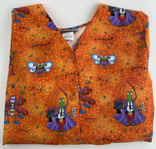 Button Front Scrub Top Shirt Uniform Bugs Doing Magic Tricks Size XL XLarge