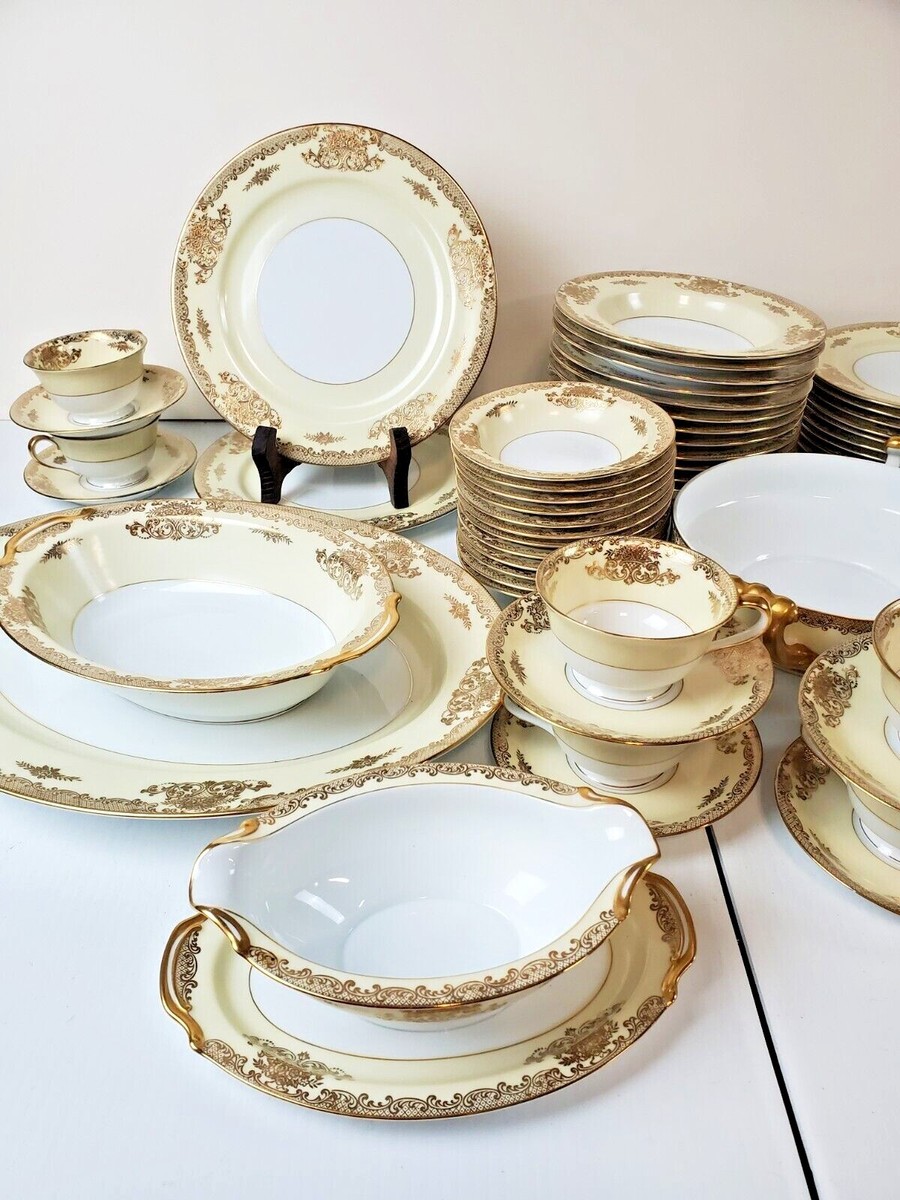 サイケンNoritake ゴールド縁取りお皿47枚　ストライプ20枚 サイケンNoritake ゴールド縁取りお皿47枚 ストライプ20枚 Vintage