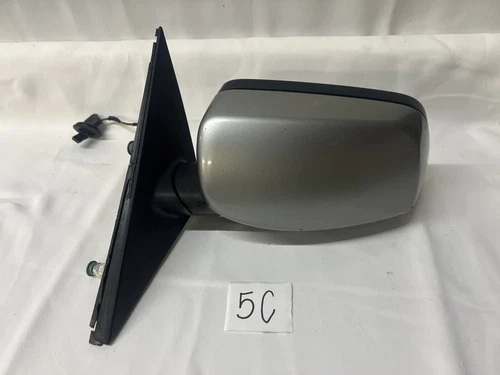 2004-06 BMW 530i LEFT DRIVER SIDE DOOR MIRROR HEATED 3 WIRE W/PUDDLE LAMP OEM