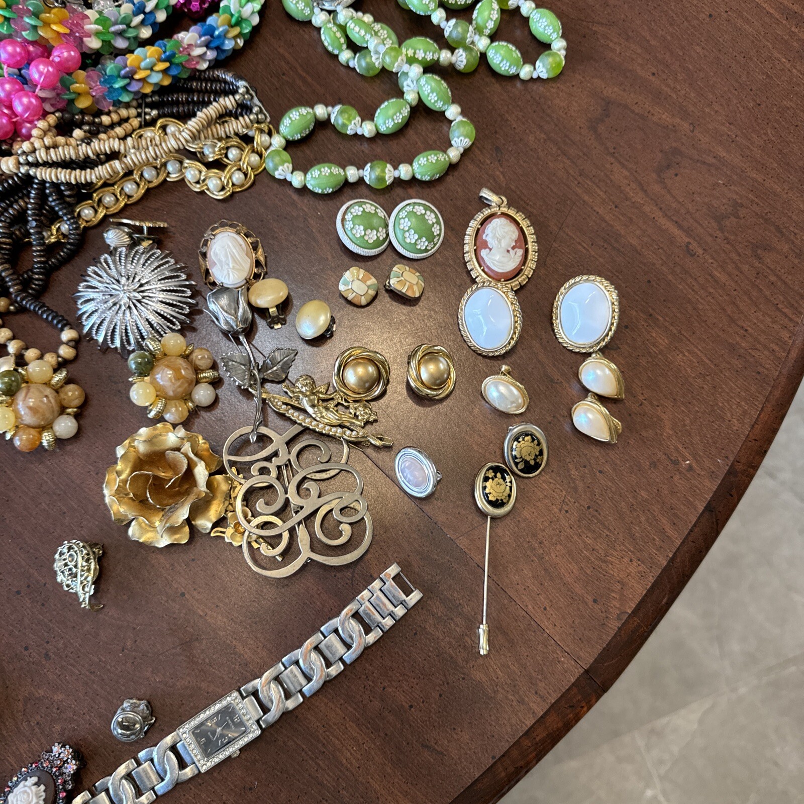 Large lot of vintage costume jewelry Beads , Earrings , Pins and more