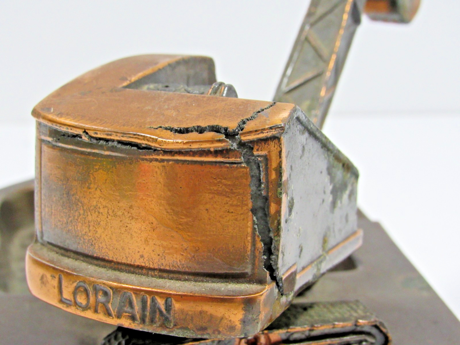 Vintage 1950s Lorain Copper Excavator Track Crane Shovel  Ashtray Cab Pivots