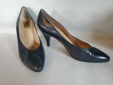 Vintage Bruno Magli Sz 8 A Classics Blue Leather High Heel Pumps