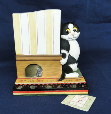 Border Fine Arts Comic & Neugierige Katzen Skulptur Watching you watching me A0481