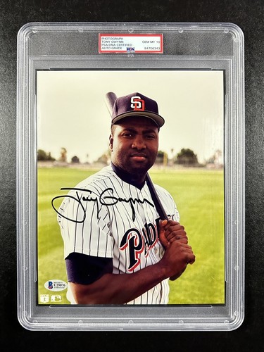 TONY GWYNN Autograph AUTO 8x10 Sealed SLABBED Photo PSA/DNA & Beckett 🔥 PSA 10