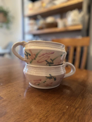 2 Vintage 1980’s Design Art Pottery Large Soup Mugs Handmade Signed 16 Oz