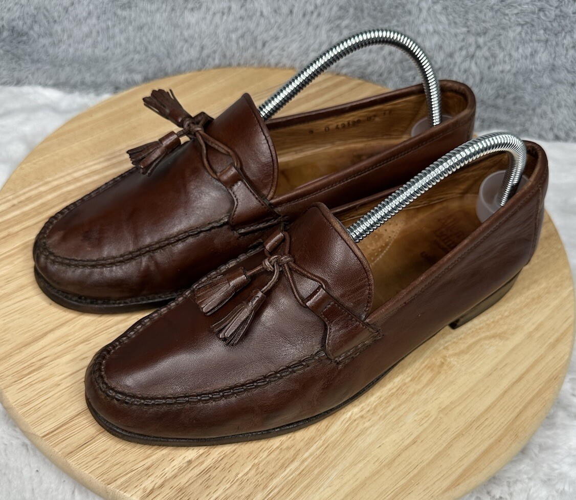 Allen Edmonds Urbino Brown Calfskin Tassel Moccasins Loafers  display picture 1