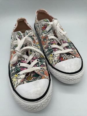 cartoon converse drawing