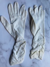 Vintage White Finale Long Gloves With Elastic Ruching