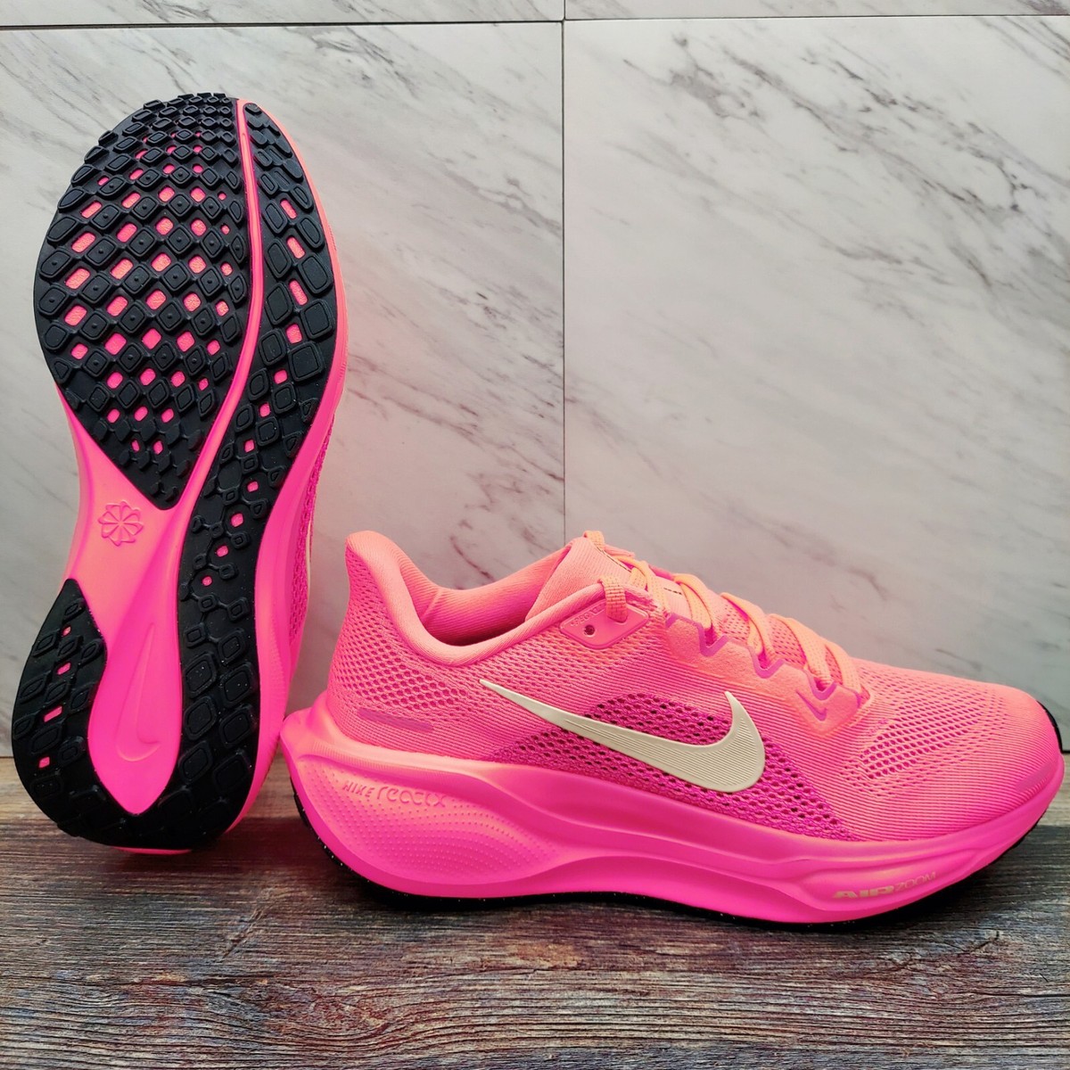 nike pegasus hot pink