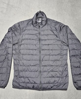 Uniqlo Ultra Light Down Jacket Mens Small Black Puffer Goose
