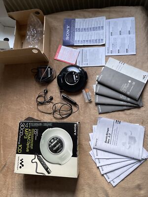 Sony Walkman D-NE520 Mp3 - CD Walkman Atrac3plus MP3 mit Zubehör / Netzteil