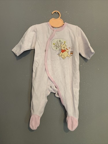 Body Fille 0-3 Mois Winnie L'Ourson + Short Et 2 Bavoirs - Occasion Très Bon état - Marque Disney Baby