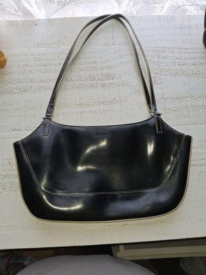 DKNY Black Patent Shoulder Bag Magnetic Closure Stitching Accent Women