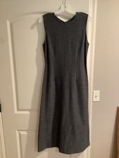 D39b St John Gray Sleeveless Knit Evening Dress. Size 8. ST135
