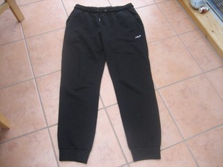 Jogginghose Herren schwarz seitliche Taschen Größe M