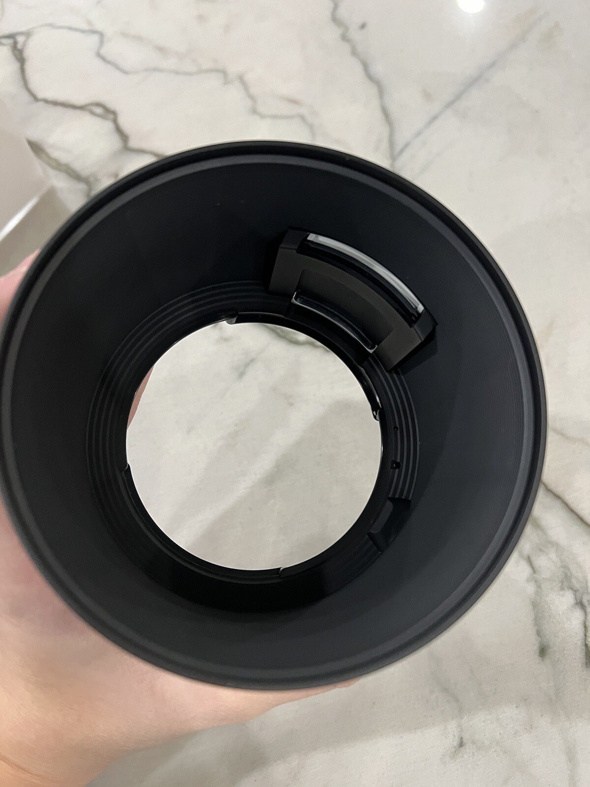 Canon ET83FW III Lens Hood BRAND NEW IN BOX eBay