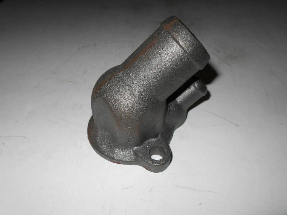 Carcasa de termostato de salida de agua para 1967-70 AMC 1964-70 Oldsmobile F-85 Toronado Foto 3 de 4