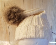 Knit Beanie Faux Fur Pom-Pom Classic Cable Knit Fashion Warm NEW TAG