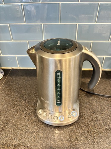 Breville BKE820XL Kettle 7-Cup Electric Kettle Brushed Stainless Steel FAST SHIP