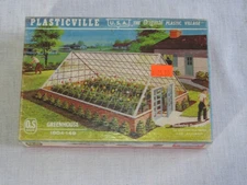 Vtg Bachmann O Scale Plasticville USA Greenhouse Kit 1804-149, Incomplete