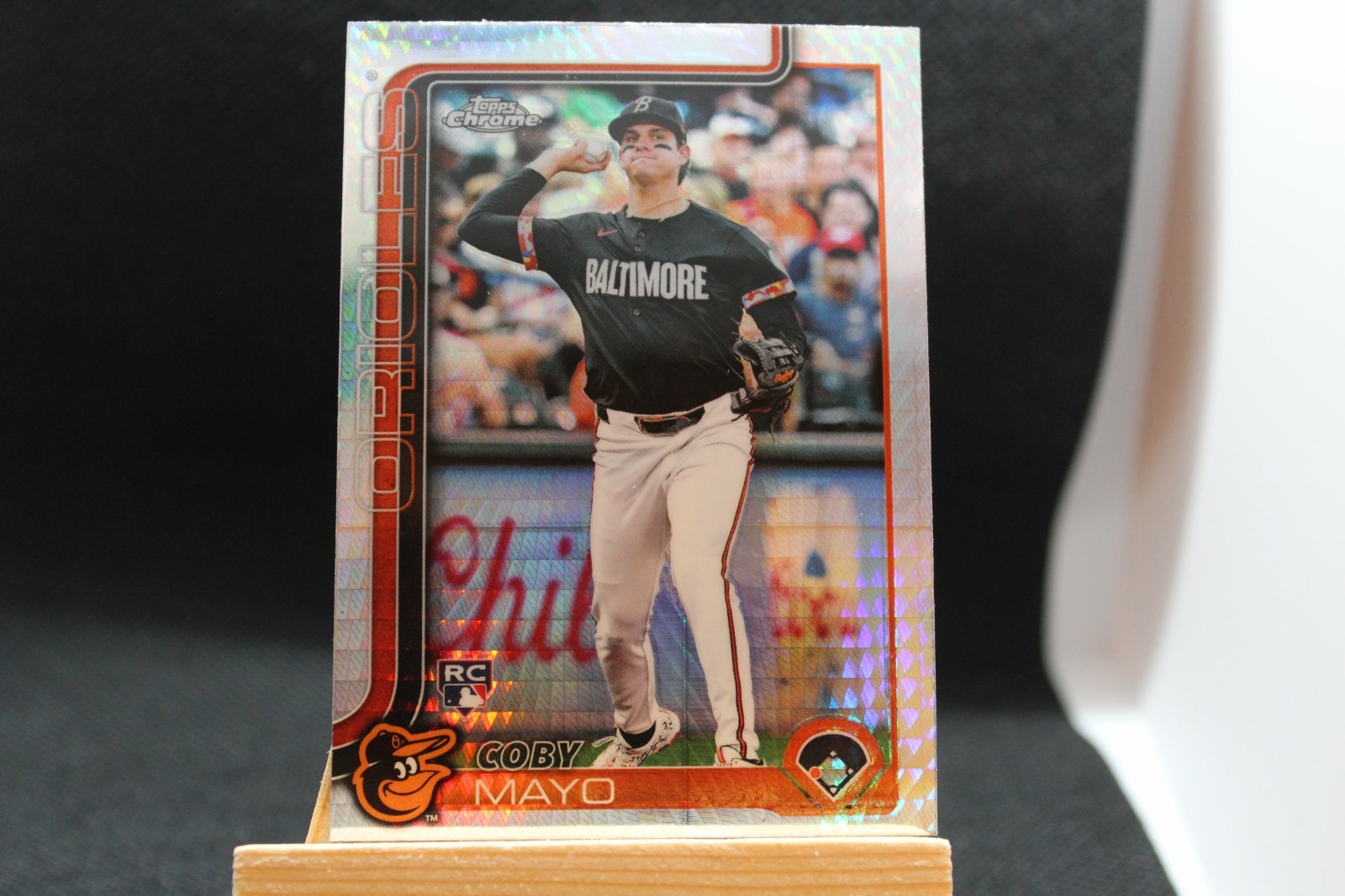 2025  Topps Chrome   Prism Refractor Rookie Card /  #120 Coby Mayo