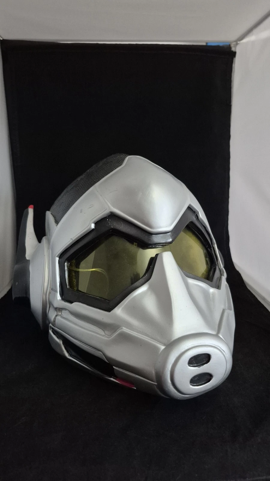 Used Preowned LED Cosplay Ant-Man and The Wasp Helmet Superhero Woman Mask PVC