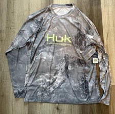 HUK Men's Pursuit Pattern Crew Long Sleeve Performance Mossy Oak Size M NWT
