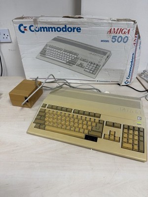 Commodore Amiga A500 Computer & Zubehör Konvolut Ersatzteile Reparaturen ungetestet
