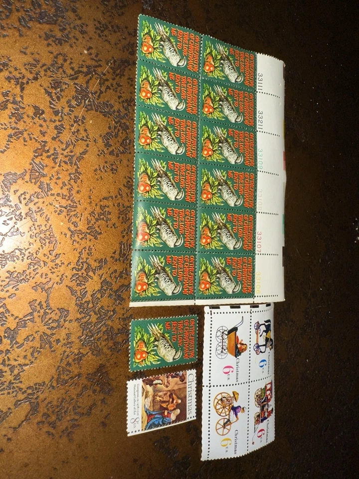 US Stamps Christmas PB's MNH from 1971 thru 1974, 18 Stamps - Image 2 of 2