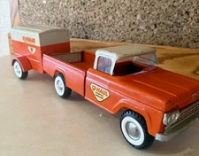 Vintage 1960s Nylint Toys U-Haul Ford Truck And Trailer original condition 23” L