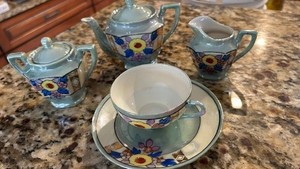 Lovely vintage tea set for 1 Japanese Lusterware teapot creamer cup saucer sugar