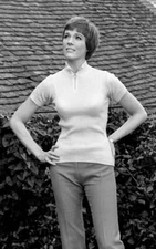 Julie Andrews filming Darling Lili on August 27 1968 Paris France Old Photo 18