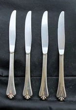 Oneida Community ROYAL FLUTE Stainless Dinner Knives - LOT OF 4