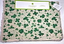 STOREHOUSE PLACEMATS 4 SHAMROCKS CREAM GREEN FRINGE 13 X 19 NWT