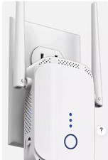 Macard Wi-Fi Range Extender Macard N300 300 Mbps  New Sealed in Box