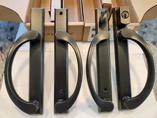 PELLA/BALDWIN AMBROSE 4 PANEL SLIDING DOOR OXXO HANDLES IN OIL RUBBED BRONZE