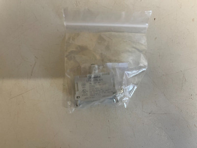 Lovato LPXLPBM4 Lichtblock - Rot, 185 - 265 V AC NEU (TB1)