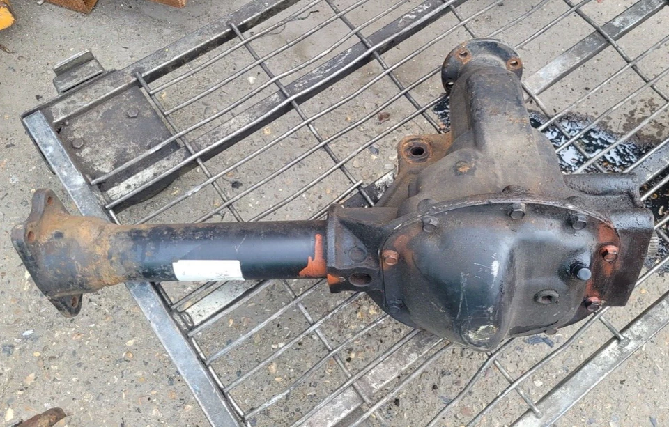 2013 - 2018 Mk1 SSANGYONG TURISMO 2.2 D Front Differential Assembly - Image 2 of 3