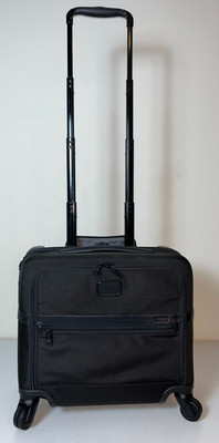 Tumi - Compact 4 Wheeled Brief - Alpha 2 - Nylon - 982941041 26624D2
