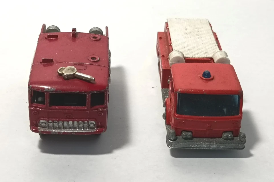 Lotto Lesney (Matchbox) Mezzi Antincendio Vintage Anni 60  - Immagine 4 di 4